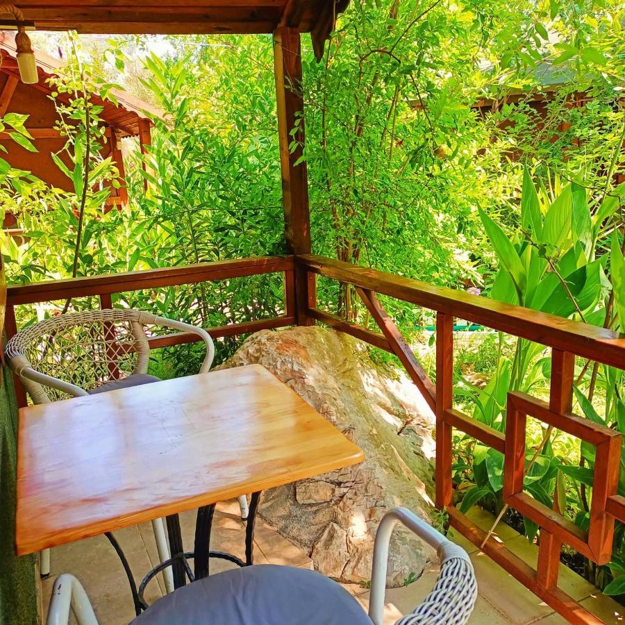 Canario Bungalows Чирали Екстериор снимка